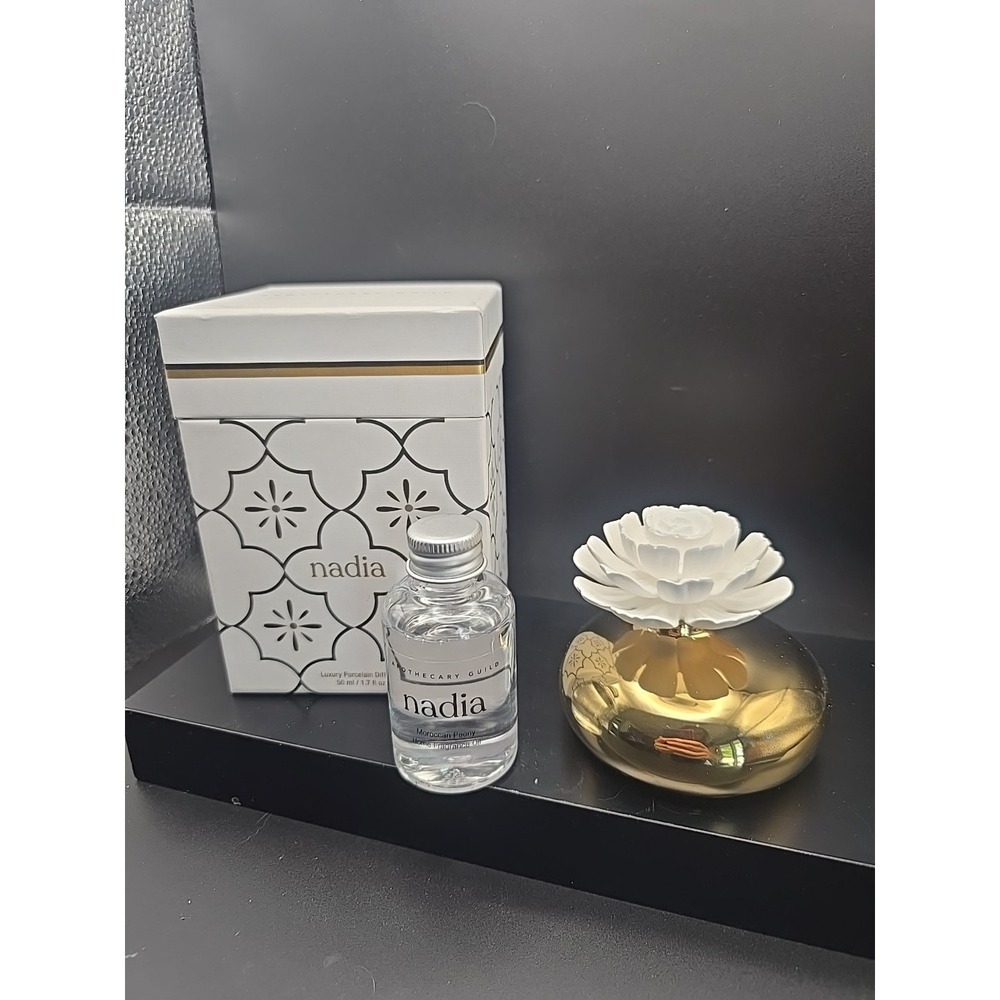 Nadia‎ Luxury Porcelain Diffuser And Oil. Moroccan Peony